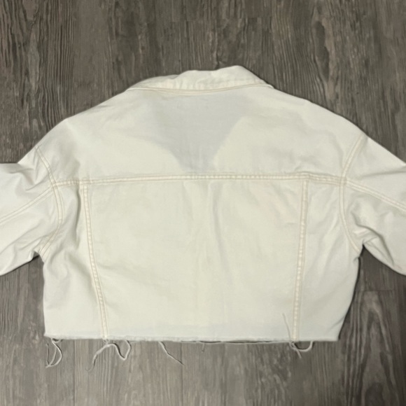 White Cropped Distressed Denim Jacket - Picture 4 of 4